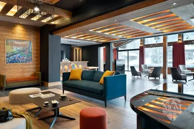 Image de Wifi, pied des pistes de ski, vue pistes de ski, piscine, sauna, hammam, balcon, parking, télévision