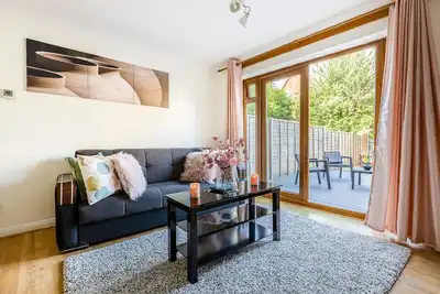 Image de Cosy, Modern Family Friendly House in Erith! 5 Mins From Slade Green Train Ston