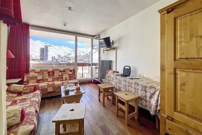 Image de Au pied des commerces, 5ème étage, vue pistes de ski, balcon, télévision, casier à ski, 24m²