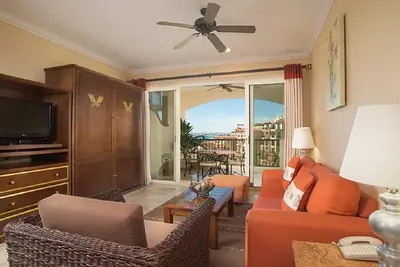 Image de Cozy 1-Bedroom Haven at Vdp Flamingos: Your Dream Vacation Getaway Awaits!