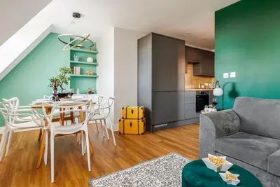 Image de Wholesome Family 3-Bed, 2-Bath Apt; Free Gym & Pkg