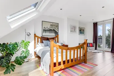 Image de Stunning 3br House with Garden Oasis - Pass the Keys