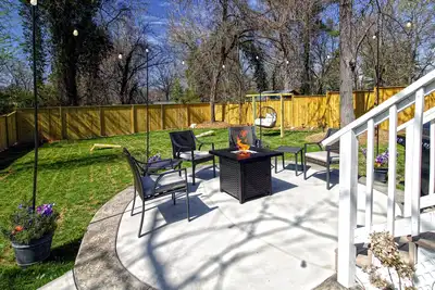 Image de Cozy 3bdrm 2ba mins from Downtown