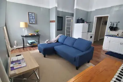 Image de Downtown, two bedroom, first floor, pet friendly