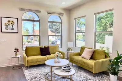 Image de Jie’s choice-Brand new 3b3b townhome 15mins Dtla