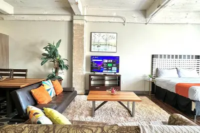 Spacious 1br | 2 King Beds | Free Valet Parking