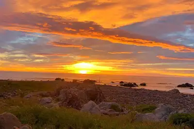 Image de Large holiday home set across from the beach