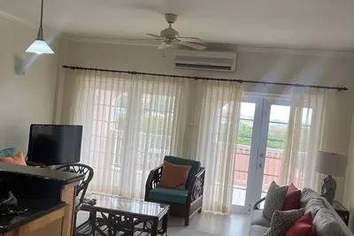 Image de Admiral View. . Old Military Road. . BonneTerre Gros Islet Amazing 2 Bedroom villa