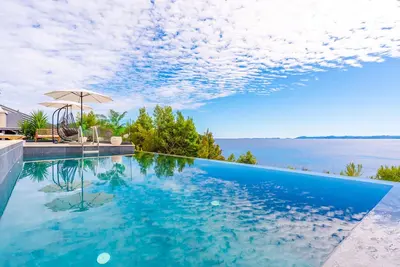 Image de Maison confortable à Blato avec vue sur.