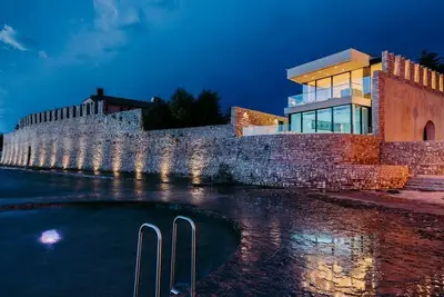 Image de Superbe maison à Novigrad avec sauna
