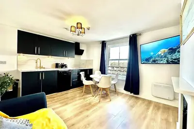Modern & Brand New Apartment in Whitstable Centre