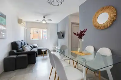 Image de Appartement 'Heroes De Sostoa 3' avec vue sur les montagnes, terrasse privée et Wi-Fi