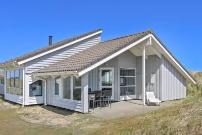 Image de \"Wikar\" - 50m from the sea by Interhome