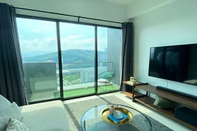 Image de Netflix, Sauna, Jacuzzi, Karaoke, Cat Friendly