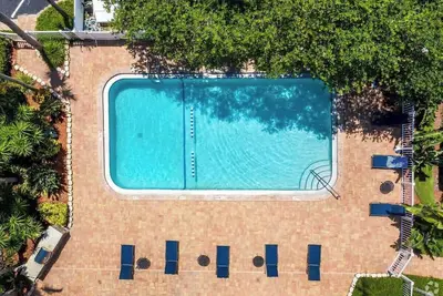 Image de Top Balcony, Pool, 5 min to Beach @Sunnyside Palms