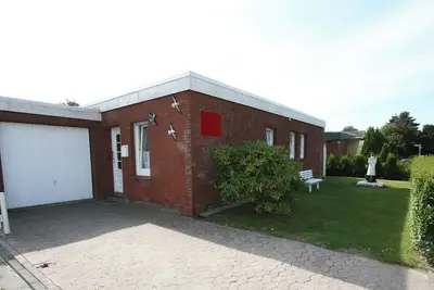 Image de Moderner Bungalow in Norddeich, Zentrums- u