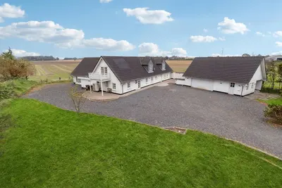 Image de Bel appartement à Gandrup avec WiFi