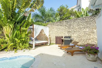 Image de Beachfront Beauty 4br Villa with Pool