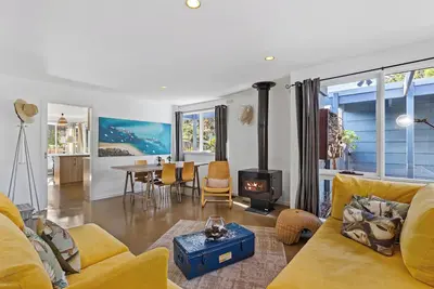 Image de Ocean Beach Cove: 4  Br, 1  Ba House in Rye, Sleeps 8