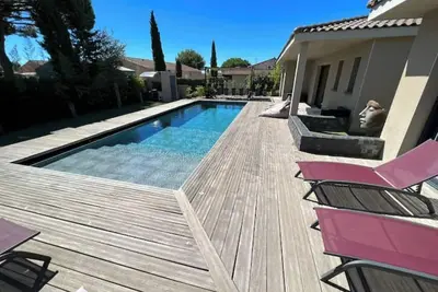 Splendide villa avec piscine et salle cinéma