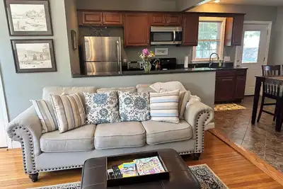 Image de H. Luther 1880 Historic House Downtown Warren