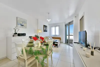 Image de Eden Blue Wilson - Appt climatisé proche plage à Juan les Pins