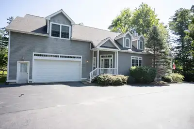 Image de Magnificent Six Bedroom Ogunquit Estate - Pet Friendly!