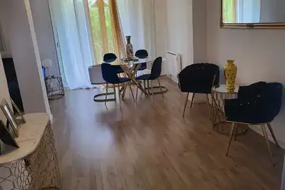 Image de bel appartement spacieux et calme bien situé residence privée avec parking