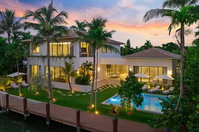 Image de 7 Br Lavish Villa Ipanema on the Water