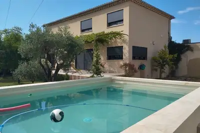 Image de Maison au cœur des figuiers