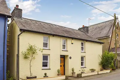 Image de Picked for its charm and character and set within a beautiful hamlet with lots of walks nearby.