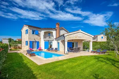 Villa Torre Ii
