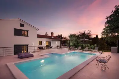 Image de Superbe maison à Vinez