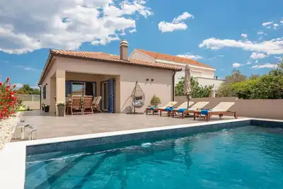 Image de Belle maison à Nin