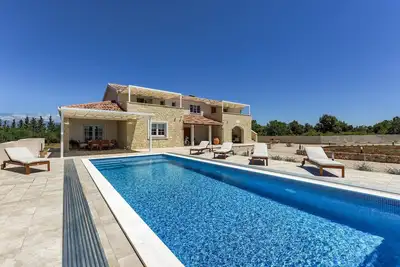 Image de Belle maison à Zaton - Nin