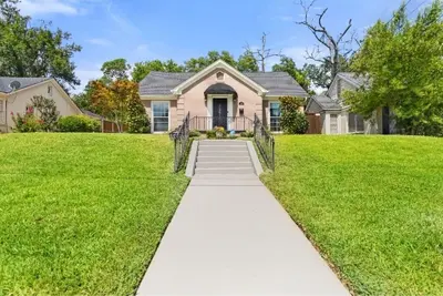 Image de Restful Retreat; Beautiful & Allergy Free! \nJust 1/2 mile to Tyler's med hub.
