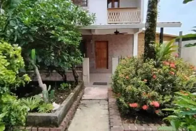 Three Bedroom House with Pool and all amenities