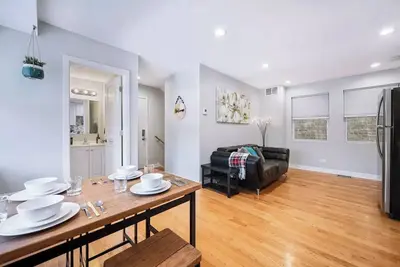 Image de Urban Oasis in Heart of Chicago\n