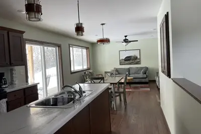 Image de House on back lot Lake Poinsett New Construction