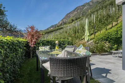 Image de Appartement \"Weinreichhof Laaser Spitz\" avec vue sur les montagnes, terrasse privée et Wi-Fi