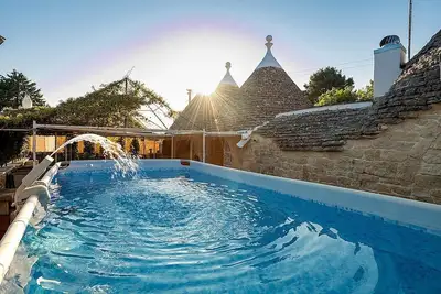 Image de Trullo Resia: A cozy and welcoming trullo in the characteristic style of the Apulian countryside, with Free Wi-Fi.