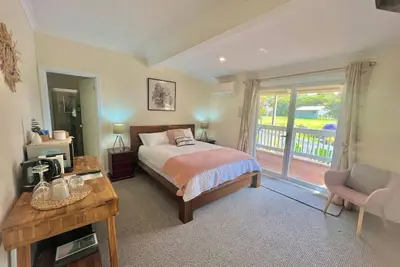 Galbraith Beach Studios - Studio 3