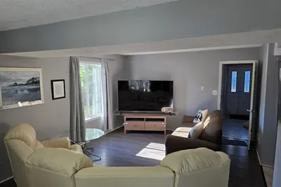 Image de Hideaway Haven by the Lake