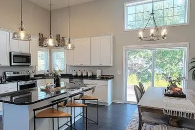 Image de 4-bedroom vacation home 18 minutes from Mall of America