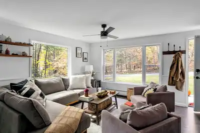 Image de 5 Br Kingston Family Retreat