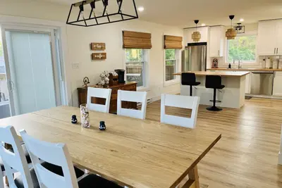 Image de 5 Bedroom Summer House (newly built) - Walk to Parlee Beach!