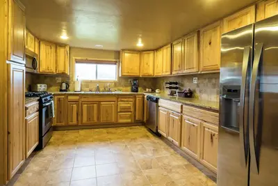 Image de Creekside Cabin at The High Lonesome Ranch