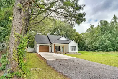 Image de Boat Ramp Access: Modern Kentucky Lake Home