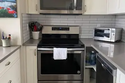 Image de Cute two bedroom seaside guesthouse in Comox