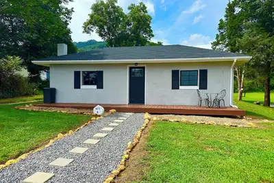 Image de Cottage at Pilot Mountain